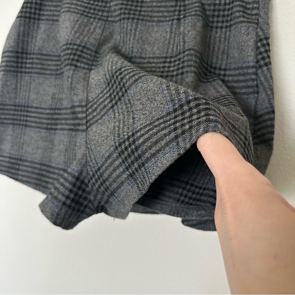 Abercrombie and Fitch skort - Picture 2 of 3